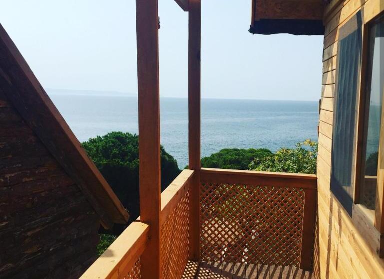 Семейное Бунгало, Ayanya Beach & Bistro Bungalows