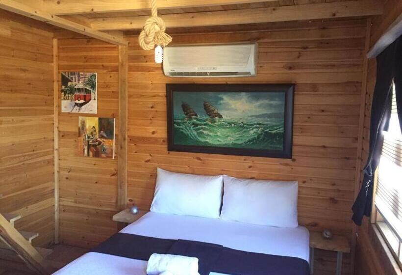 בונגלו משפחתי, Ayanya Beach & Bistro Bungalows