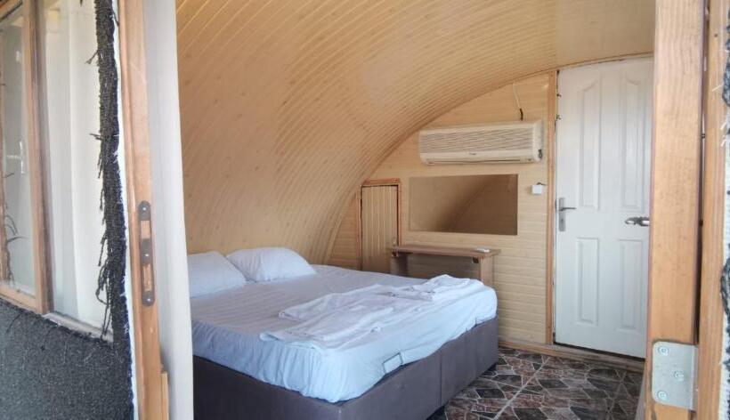 Standard Tent, Ayanya Beach & Bistro Bungalows