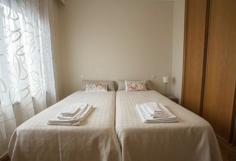 2-Bedroom Classic Apartment, Porto Gaia City And Beach By Mp