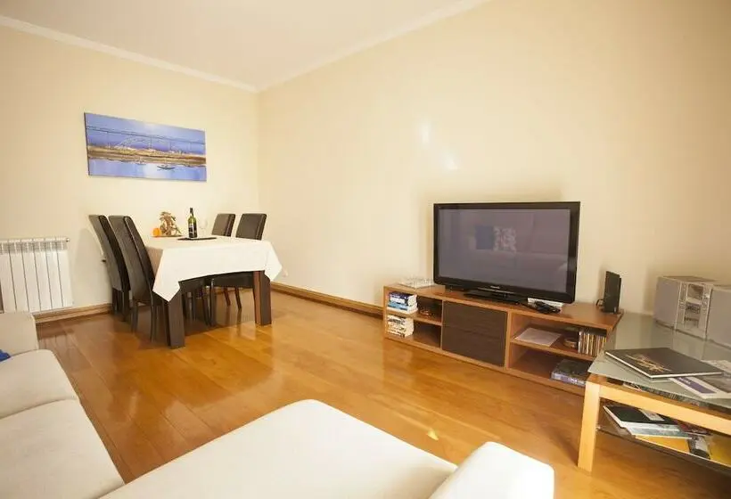 2-Bedroom Classic Apartment, Porto Gaia City And Beach By Mp