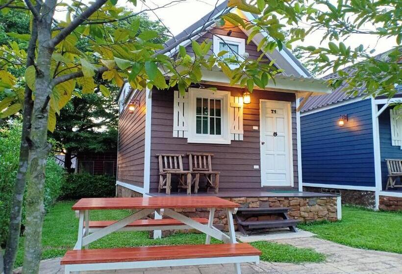 חדר דלוקס, The Green Land Farm