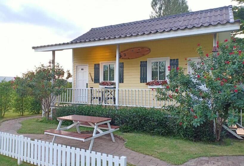 샬레, The Green Land Farm