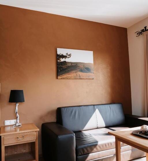 디럭스 룸, Stupperhof