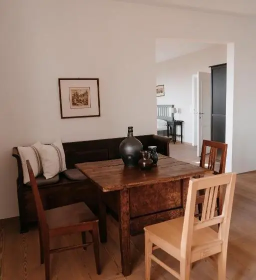 Suite, Stupperhof