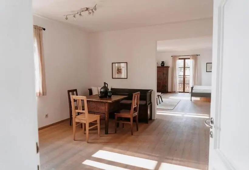 Suite, Stupperhof