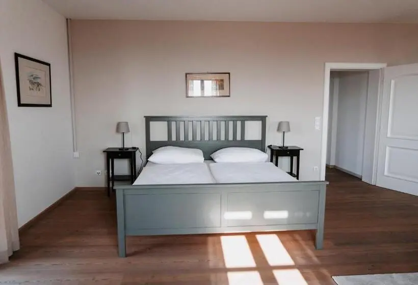 Suite, Stupperhof