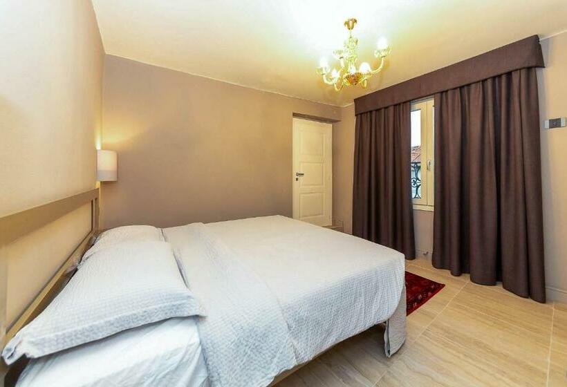 غرفة ديلوكس رباعية, Villa Sarchi