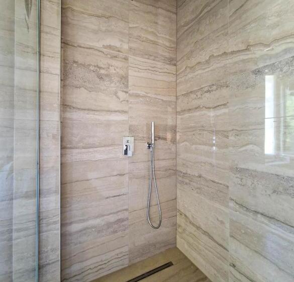 غرفة ديلوكس رباعية, Villa Sarchi