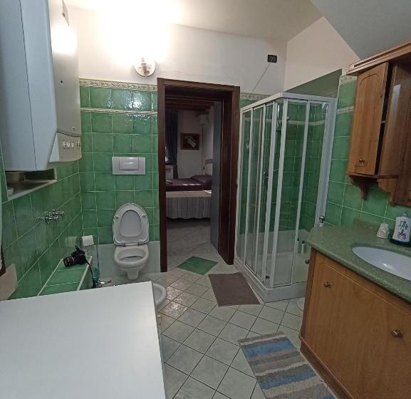 شقة غرفة واحدة, Villamoreno