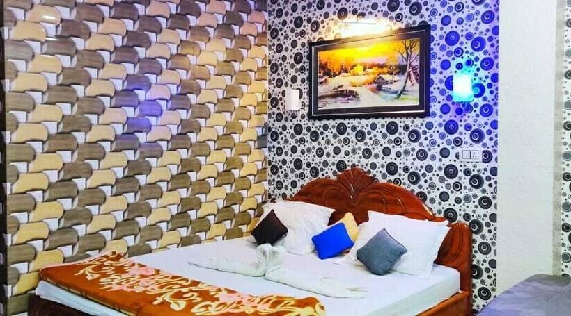 Suite Familiar, Royal Island