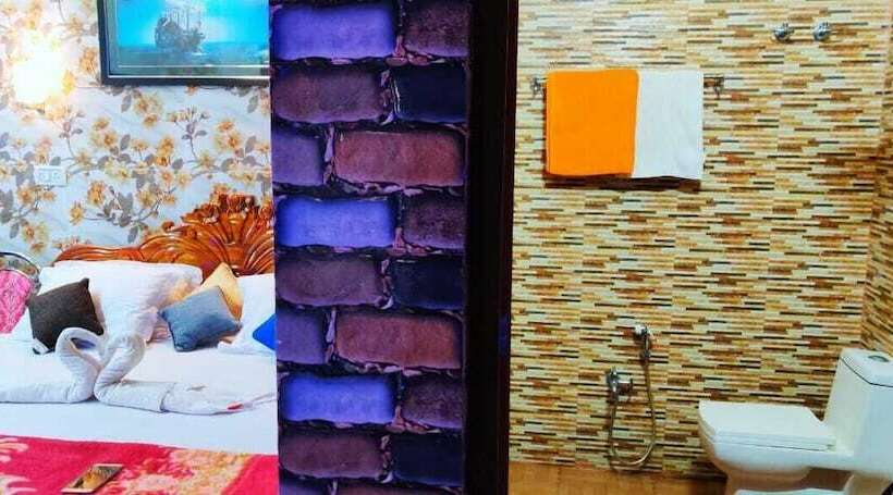 Estudi Executiu, Royal Island