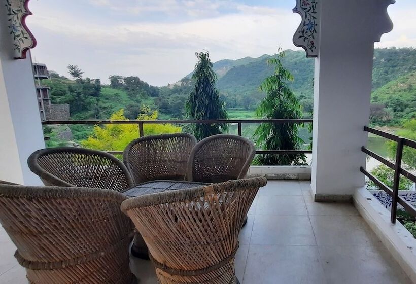 Семейный Номер, Lake Alpi Resort Kumbhalgarh