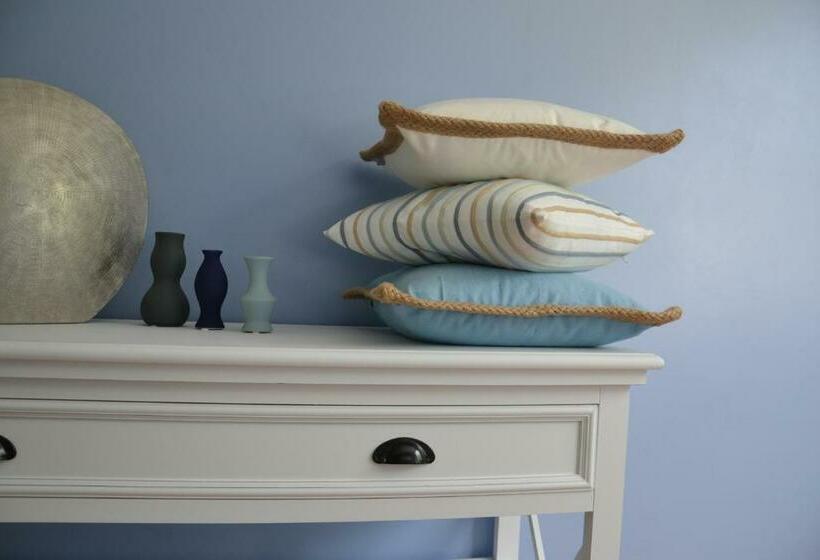 スーペリアファミリールーム, Chambres D Hôtes Villa De Vienneenarthies