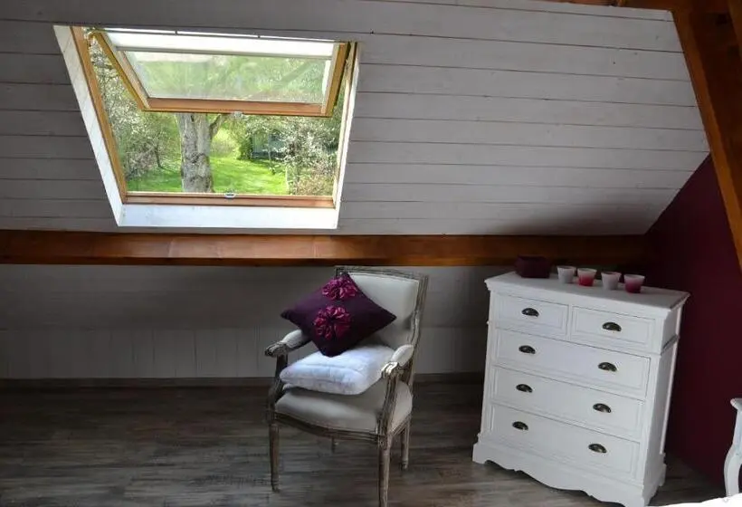 ファミリールーム, Chambres D Hôtes Villa De Vienneenarthies