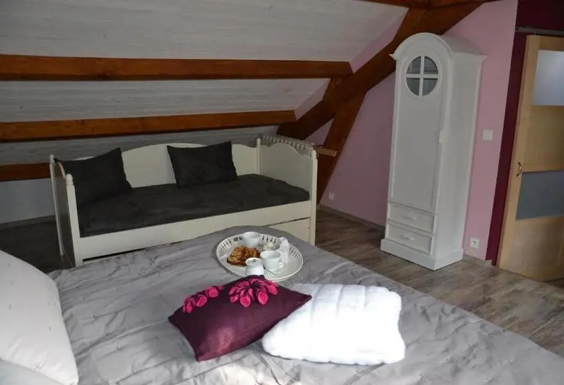 ファミリールーム, Chambres D Hôtes Villa De Vienneenarthies