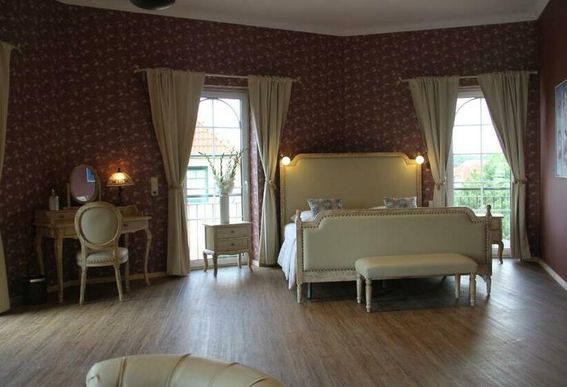 جناح جونيور مزوَّد بشرفة, Kur & Landhotel Borstel   Treff