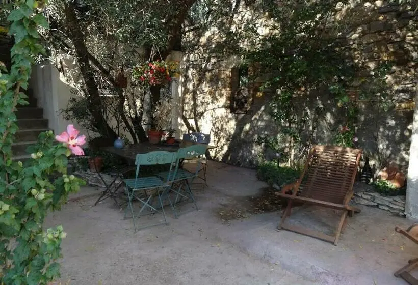 スタンダードルーム, Domaine Chanoine Rambert