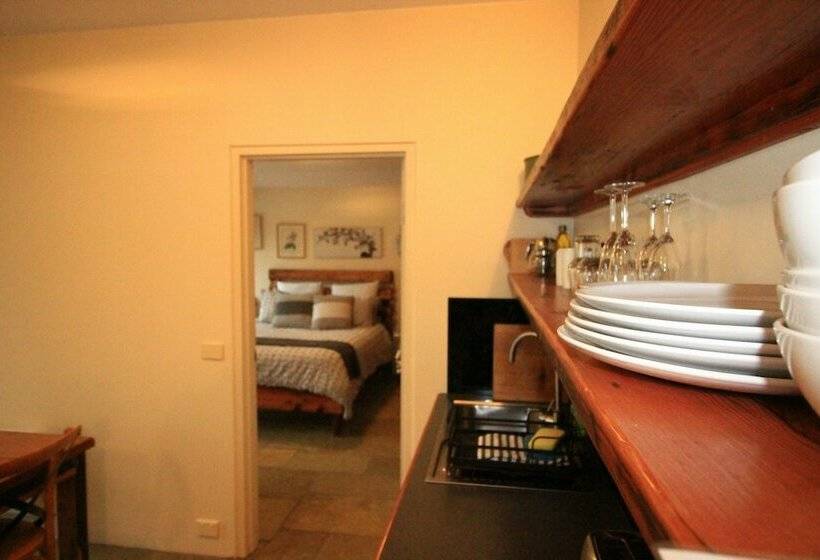 דירת חדר בקומת קרקע, Down To Earth Farm Retreat