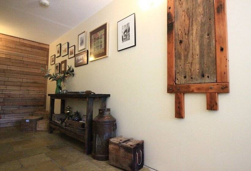 דירת חדר בקומת קרקע, Down To Earth Farm Retreat