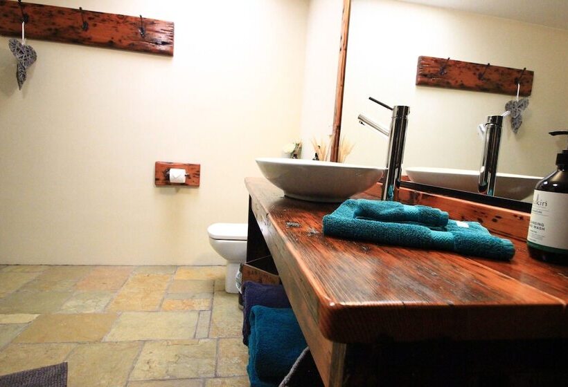 דירת חדר בקומת קרקע, Down To Earth Farm Retreat