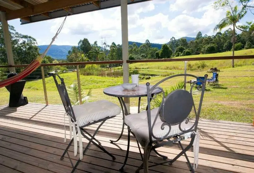 キャビン, Nimbin Waterfall Retreat