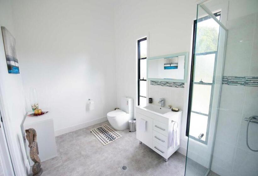 Cabana, Nimbin Waterfall Retreat