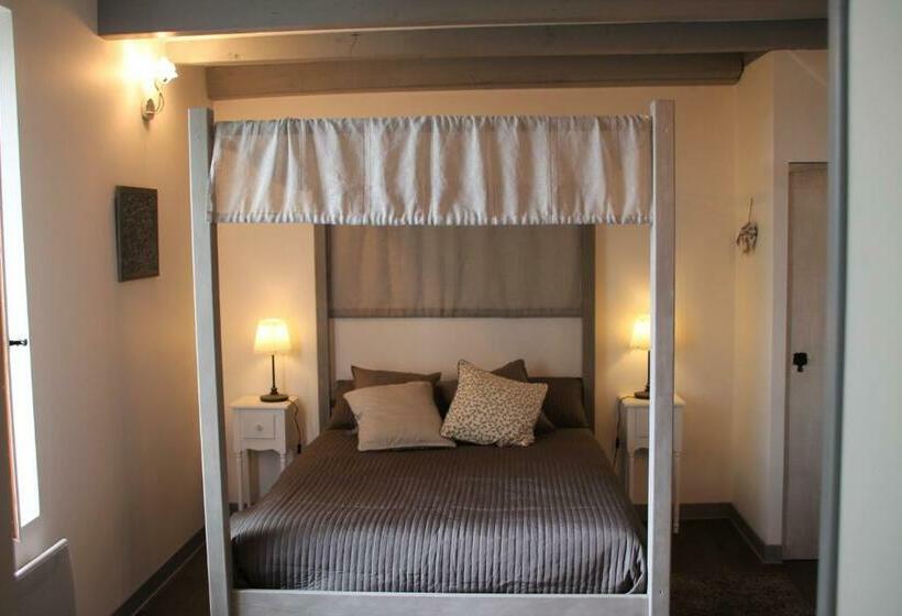 패밀리 룸, Les Terrasses Des Mimosas