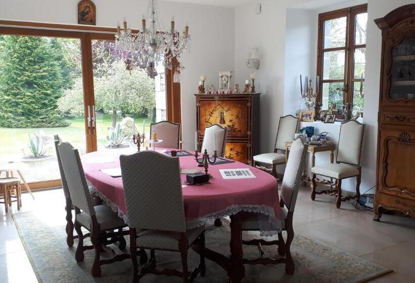 סוויטה, Chez Céline