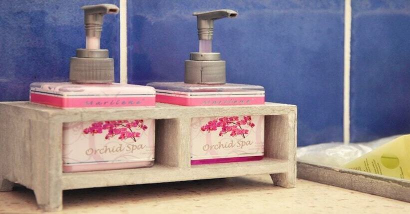 غرفة قياسية, La Ceriseraie