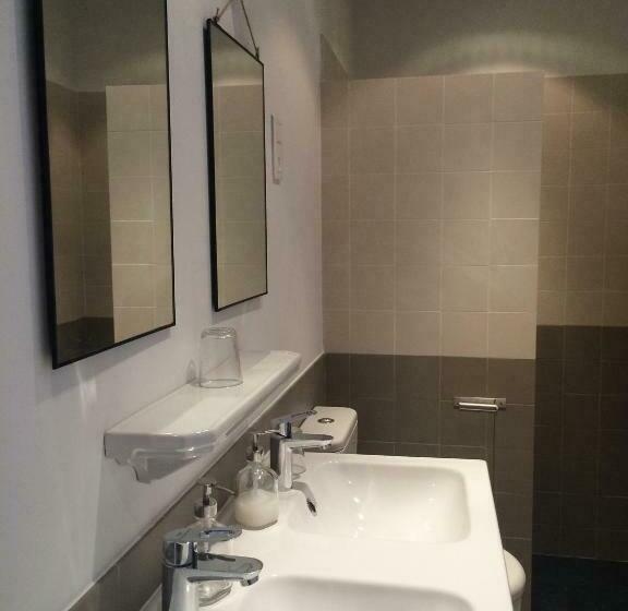 غرفة سوبيريور, Les Toiles Du 15