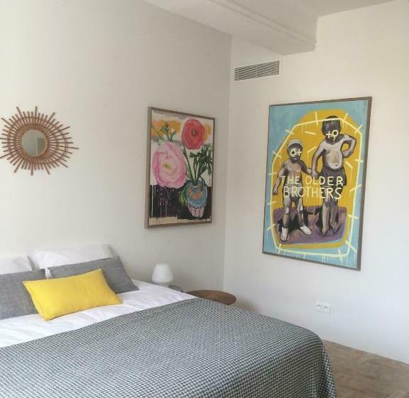 غرفة سوبيريور, Les Toiles Du 15