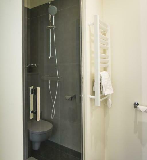 غرفة قياسية, Le Corbusson