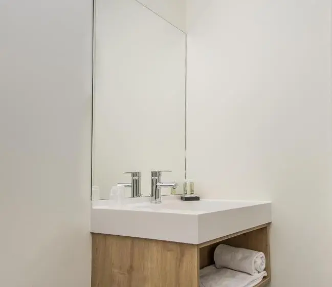 Suite, Le Corbusson