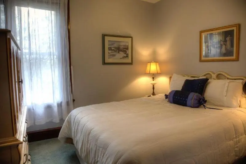 デラックススイート, Pemberley House Bed And Breakfast