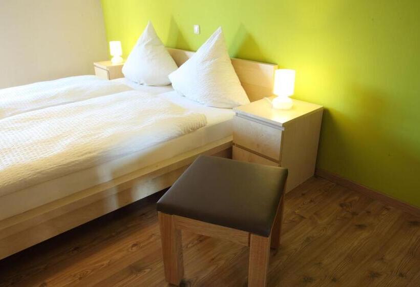 침실 2개 주택, Gasthof Berghof