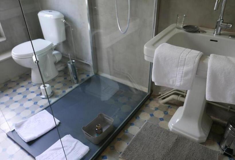 غرفة قياسية, La Glacière  Ostalarià Agricol