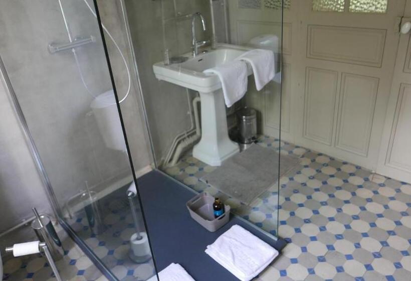 غرفة قياسية, La Glacière  Ostalarià Agricol