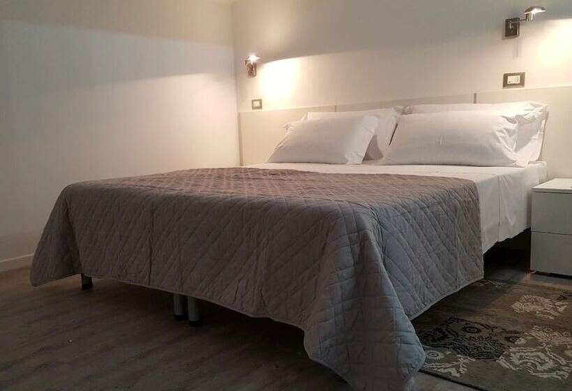 اتاق استاندارد, Del Borgo