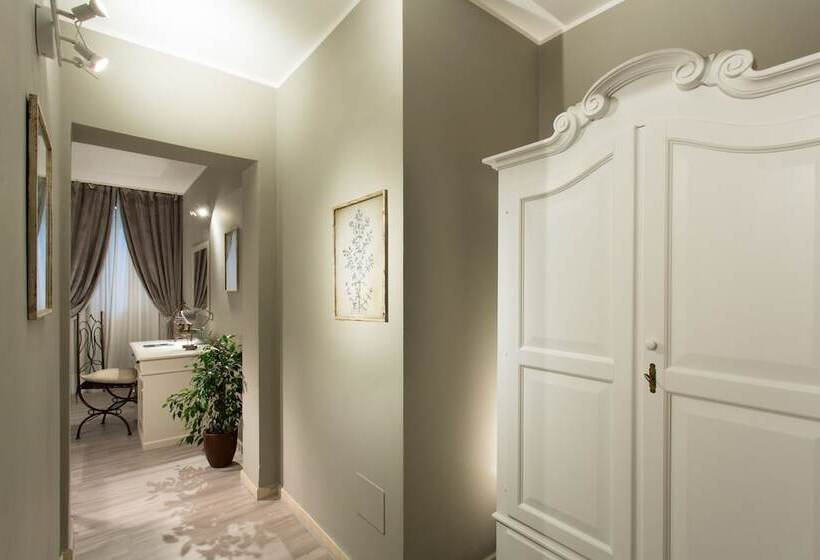 اتاق استاندارد, Del Borgo