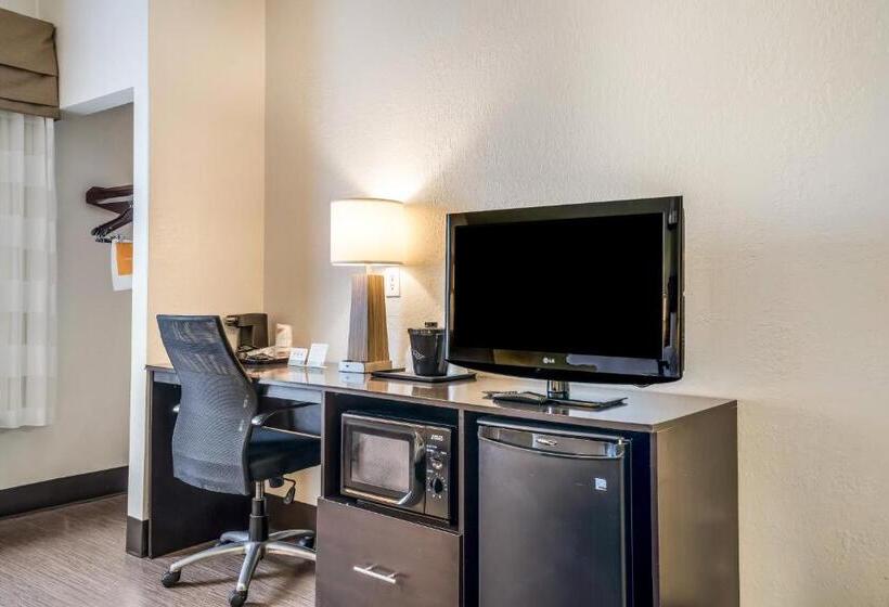 Стандартный Номер Кровать Кинг, Sleep Inn & Suites Jacksonville Near Camp Lejeune