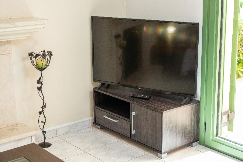 غرفة قياسية سرير كينج لذوى الإحتياجات الخاصة, Super 8 By Wyndham Crossville Tn