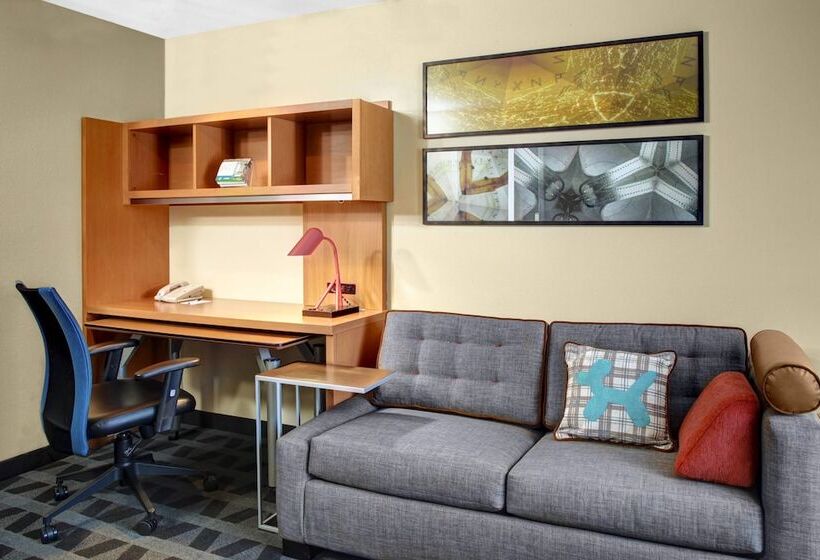 스위트, Towneplace Suites Fresno