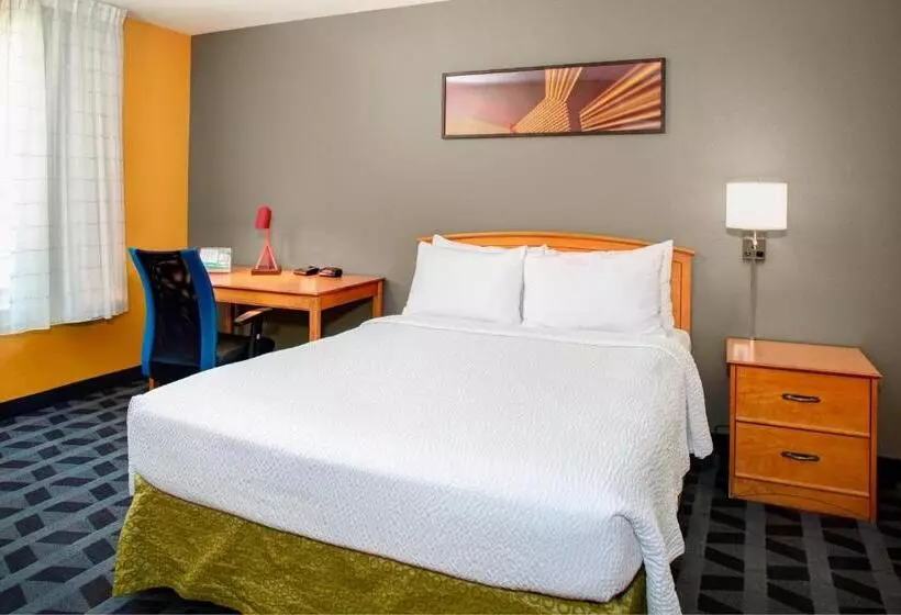 سوییت, Towneplace Suites Fresno