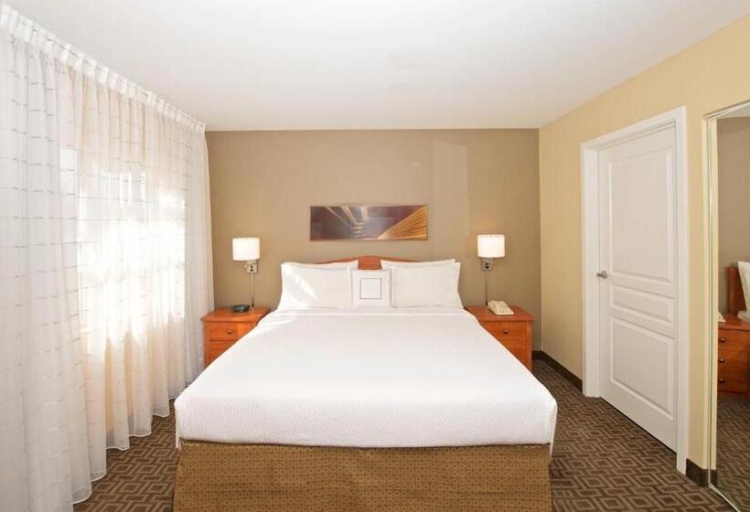 带大床的套房, Towneplace Suites By Marriott Seattle Southcenter