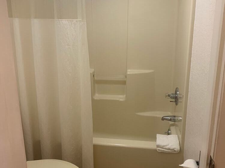 اتاق استاندارد با 2 تخت دوبل, Travelodge By Wyndham Hotel & Cottages St Augustine Historic