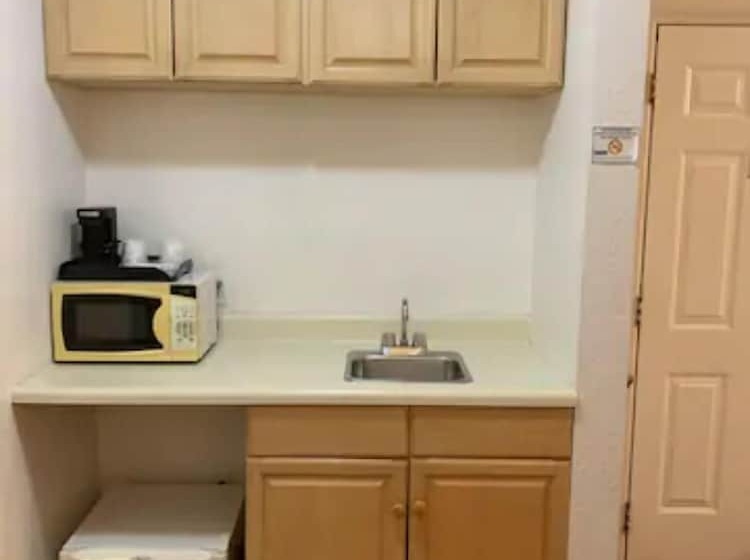 سوییت, Travelodge By Wyndham Hotel & Cottages St Augustine   Historic