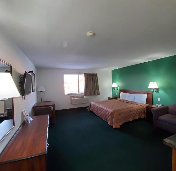 디럭스 룸 킹사이즈 침대, Super 7 Inn Tecumseh