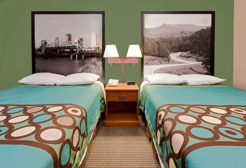 غرفه قياسيه سريرين مزدوجين, Super 8 By Wyndham Hazen