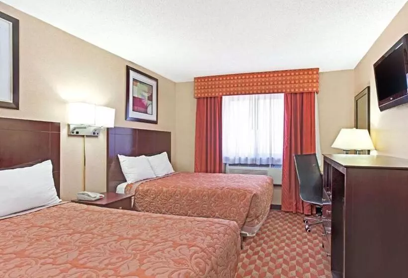 اتاق استاندارد, Super 8 By Wyndham Long Island City Lga